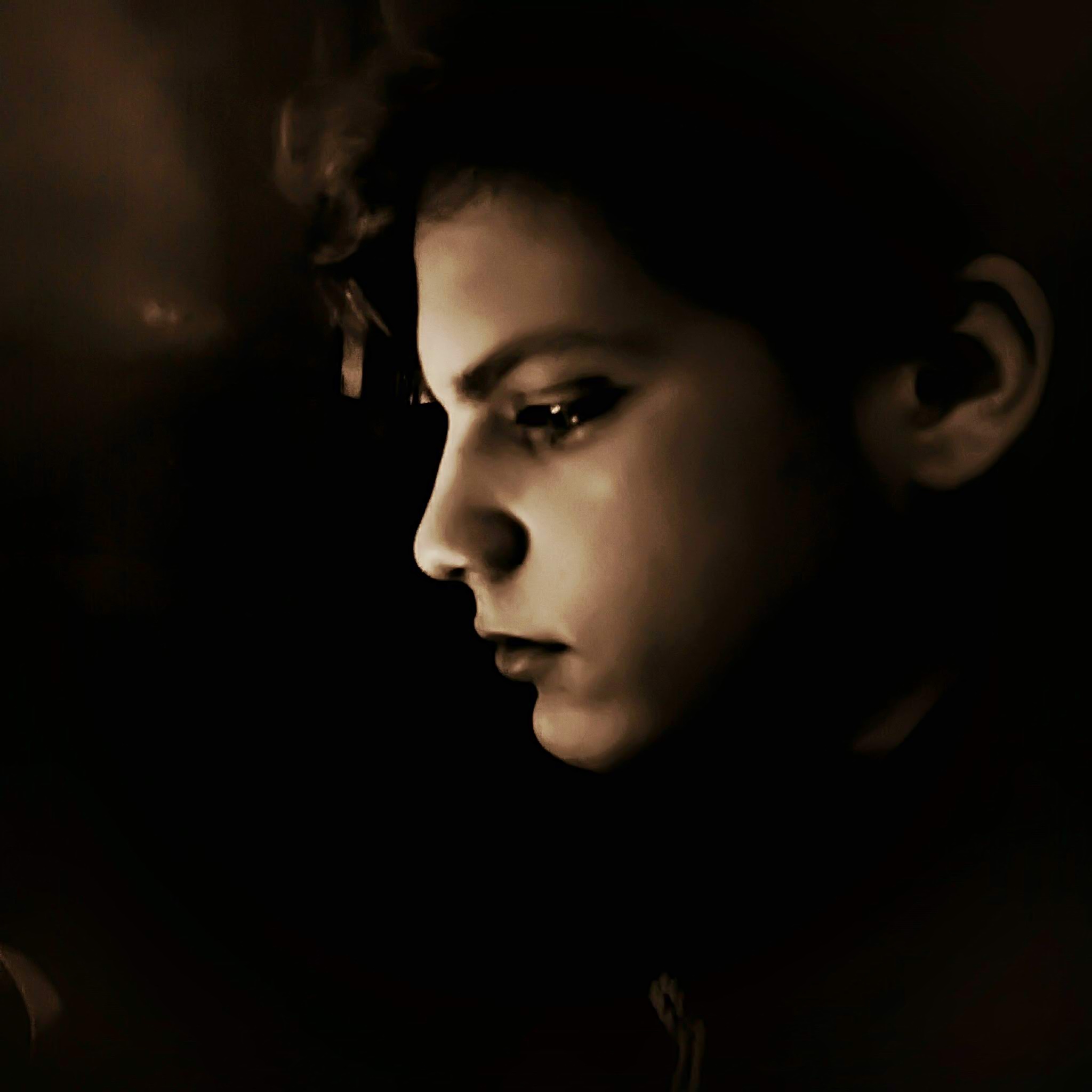 Não se entende o que não digo. Podes fazer alguma coisa por mim?