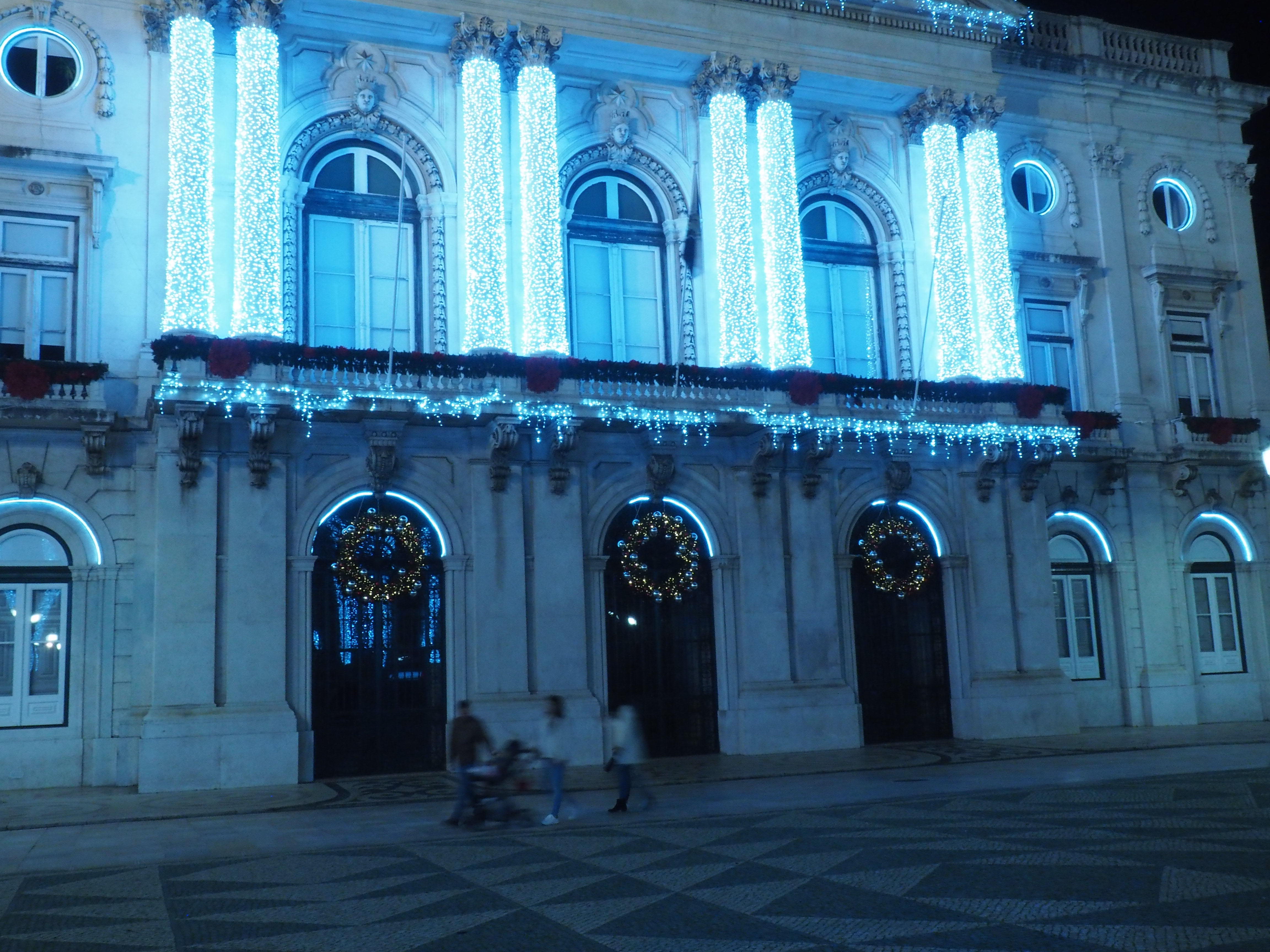 “É preciso uma aldeia inteira para educar uma criança.”