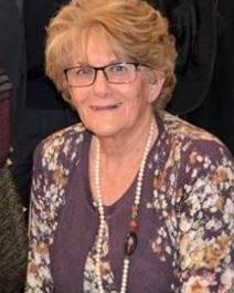 Faz hoje 29 anos que no dia 29 de Abril de 1992 uma mulher se decidiu pela vida de outra mulher, a minha. Proponho à cidade onde pari que a nova maternidade de Coimbra leve o seu nome: Teresa Sousa Fernandes.